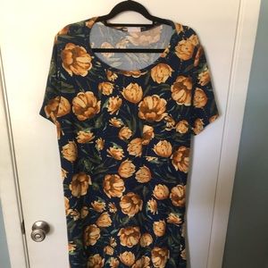 Carly (thicker, almost velvet material)